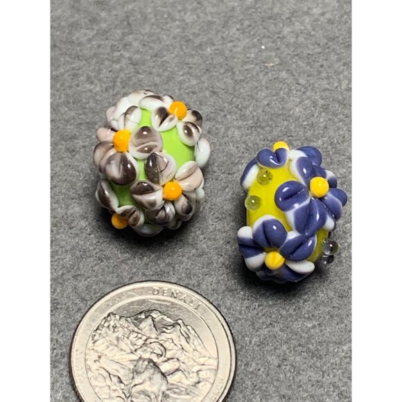 Handcrafted Lampwork Floral Glass Beads - Bright & Cheery Spring Vibe - Set of 2 - Picture 2 of 3
